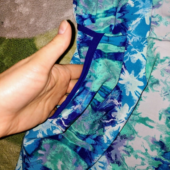 EUC Mossimo Patterned Dress - Picture 5 of 8